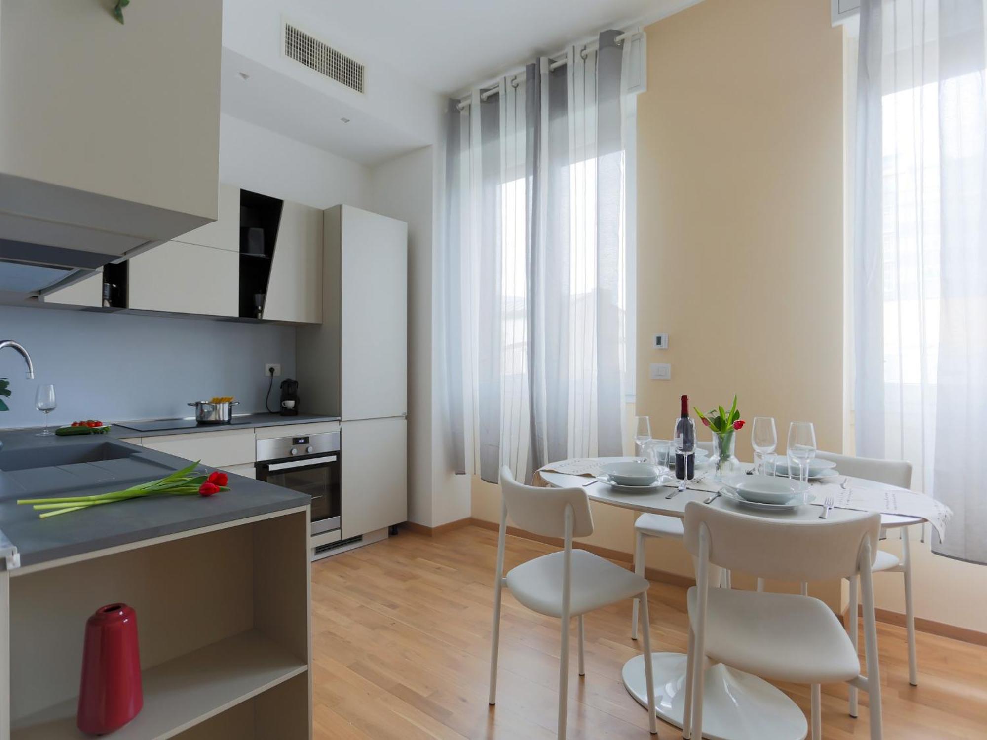 The Best Rent - Bright One-Bedroom Apartment In Corso Vittorio Emanuele II Milano Eksteriør bilde